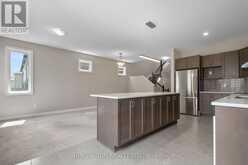210 BANDELIER WAY | Ottawa Ontario | Slide Image Thirteen