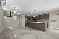 210 BANDELIER WAY | Ottawa Ontario | Slide Image Seven