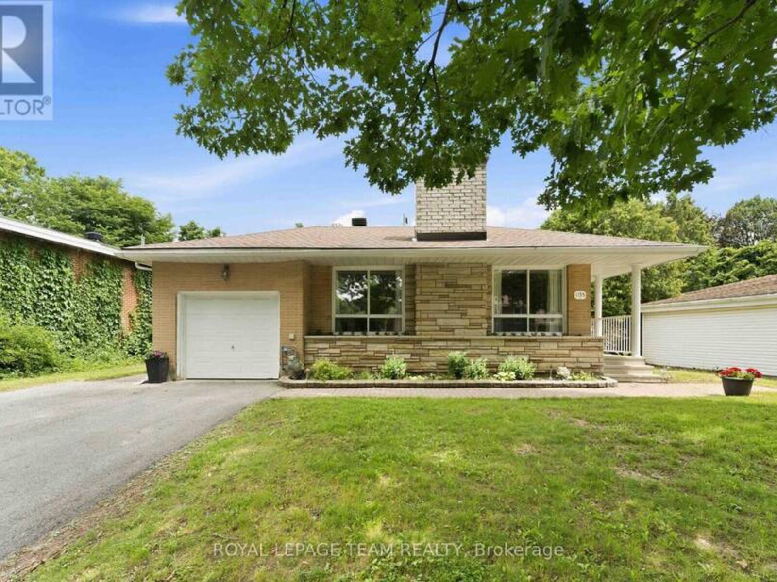 1155 AGINCOURT ROAD, Ottawa, Ontario K2C 2H8