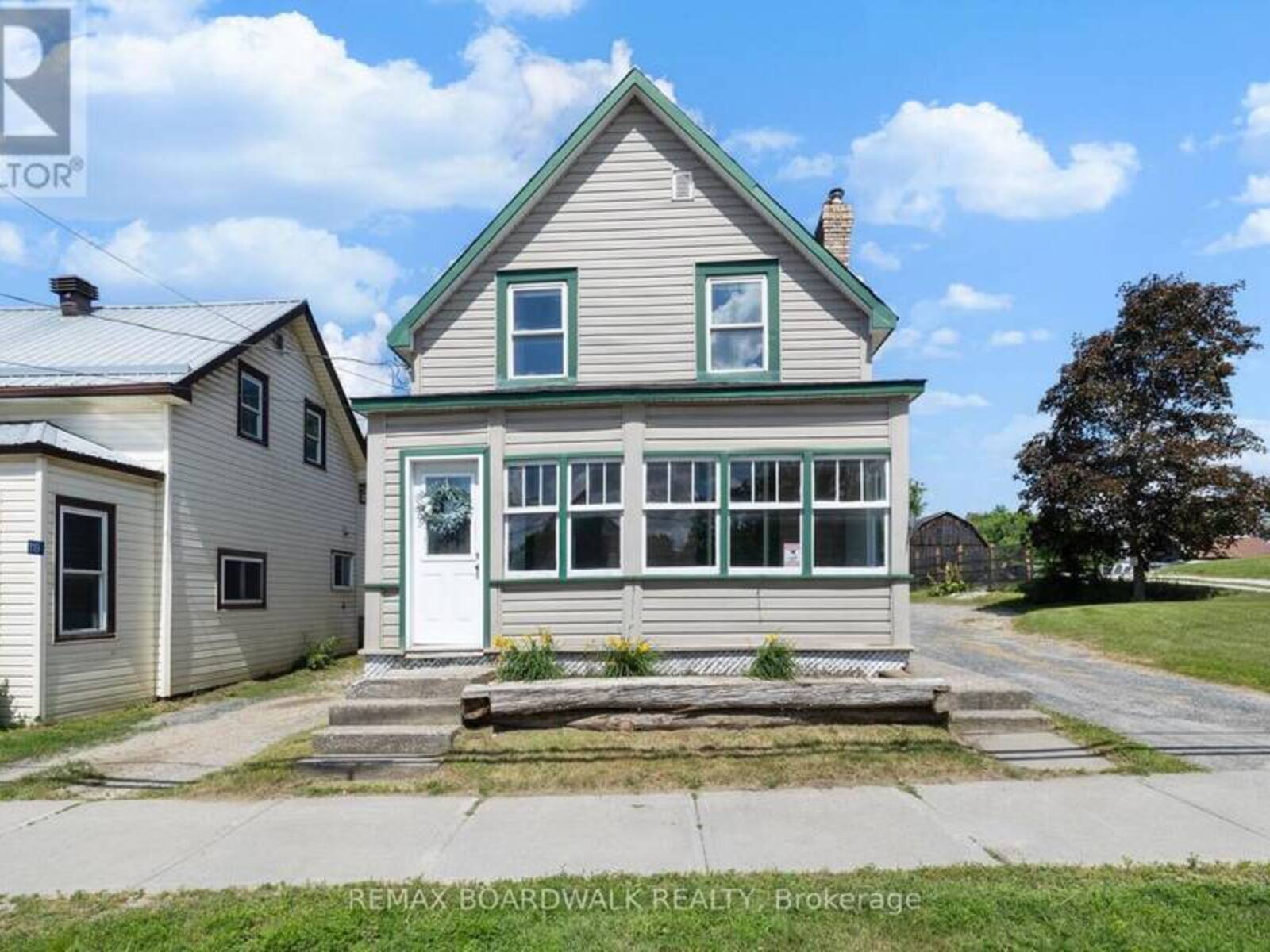 117 GEORGE STREET, Lanark, Ontario K0G 1K0