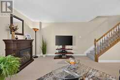 16 - 581 LAKERIDGE DRIVE | Ottawa Ontario | Slide Image Twelve