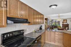 16 - 581 LAKERIDGE DRIVE | Ottawa Ontario | Slide Image Nineteen