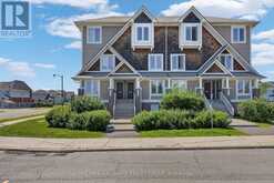 16 - 581 LAKERIDGE DRIVE | Ottawa Ontario | Slide Image Two