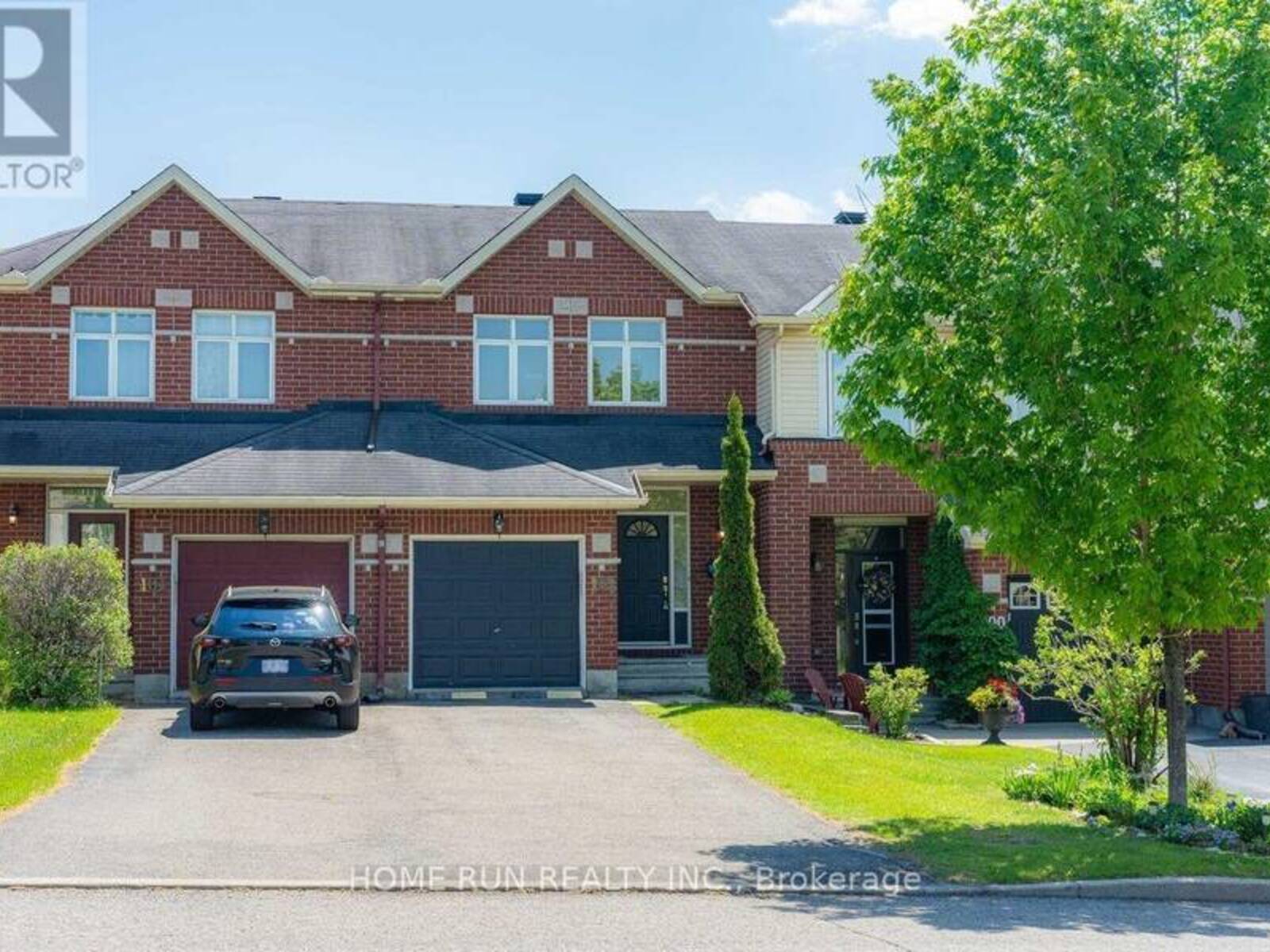 102 KIMBERWICK CRESCENT, Ottawa, Ontario K1V 1K7