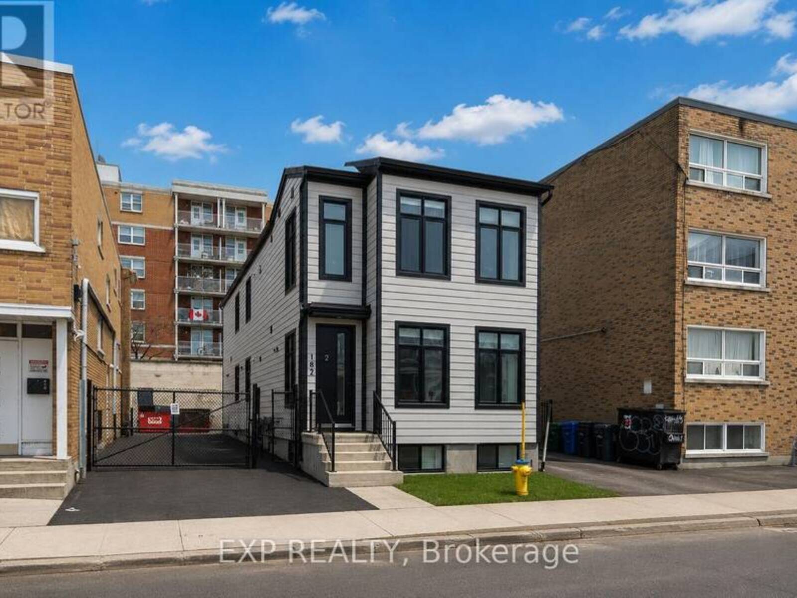 182 MURRAY STREET, Ottawa, Ontario K1N 5M8