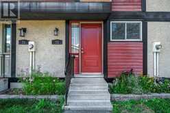 94 - 73 MCCLINTOCK WAY | Ottawa Ontario | Slide Image Two