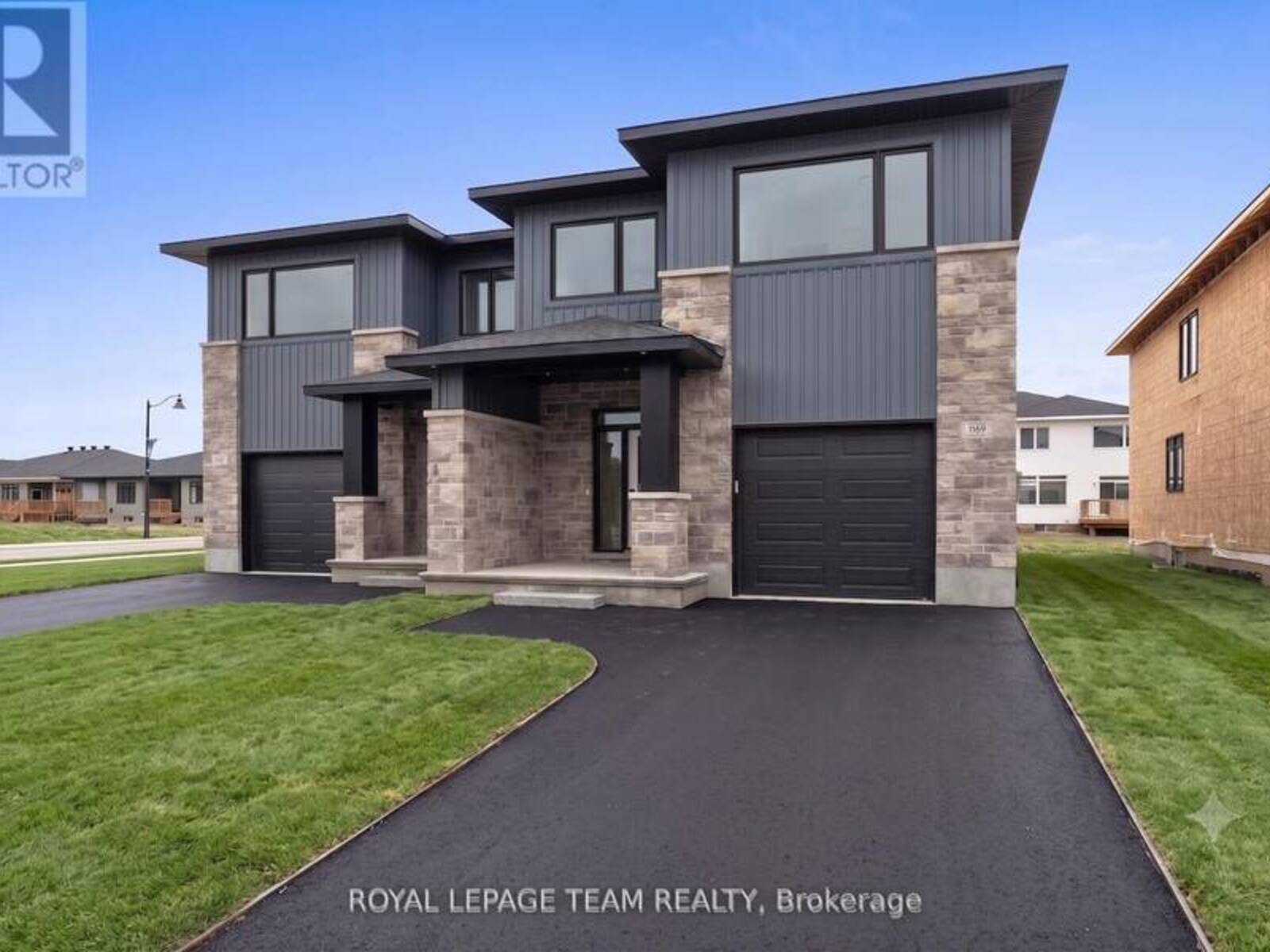 1060 MOORE STREET, Brockville, Ontario K6V 0H2