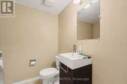 30 BARTLEY CRESCENT | Ottawa Ontario | Slide Image Thirteen