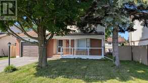 30 BARTLEY CRESCENT | Ottawa Ontario | Slide Image Two
