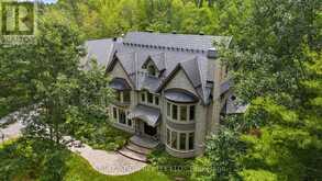 439 JOHN ASELFORD DRIVE | Ottawa Ontario | Slide Image Two
