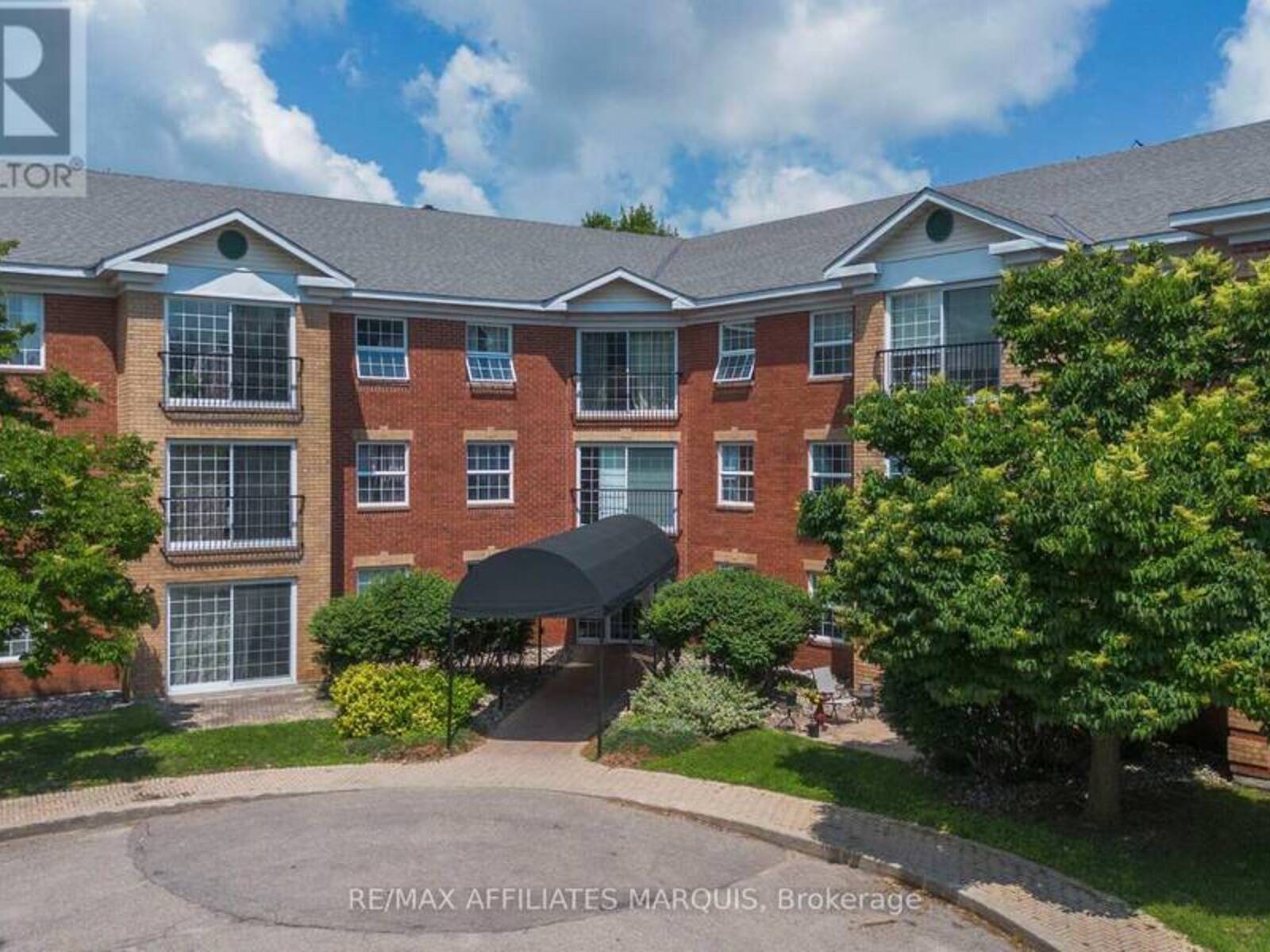 UNIT #316 - 40 PEARL STREET, Smiths Falls, Ontario K7A 5B5