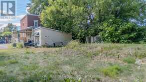 713 ST LAURENT BOULEVARD | Ottawa Ontario | Slide Image Thirteen