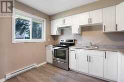 23 - 23 SONNET CRESCENT S | Ottawa Ontario | Slide Image Seven