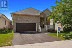 656 BRIDLEGLEN CRESCENT | Ottawa Ontario | Slide Image One