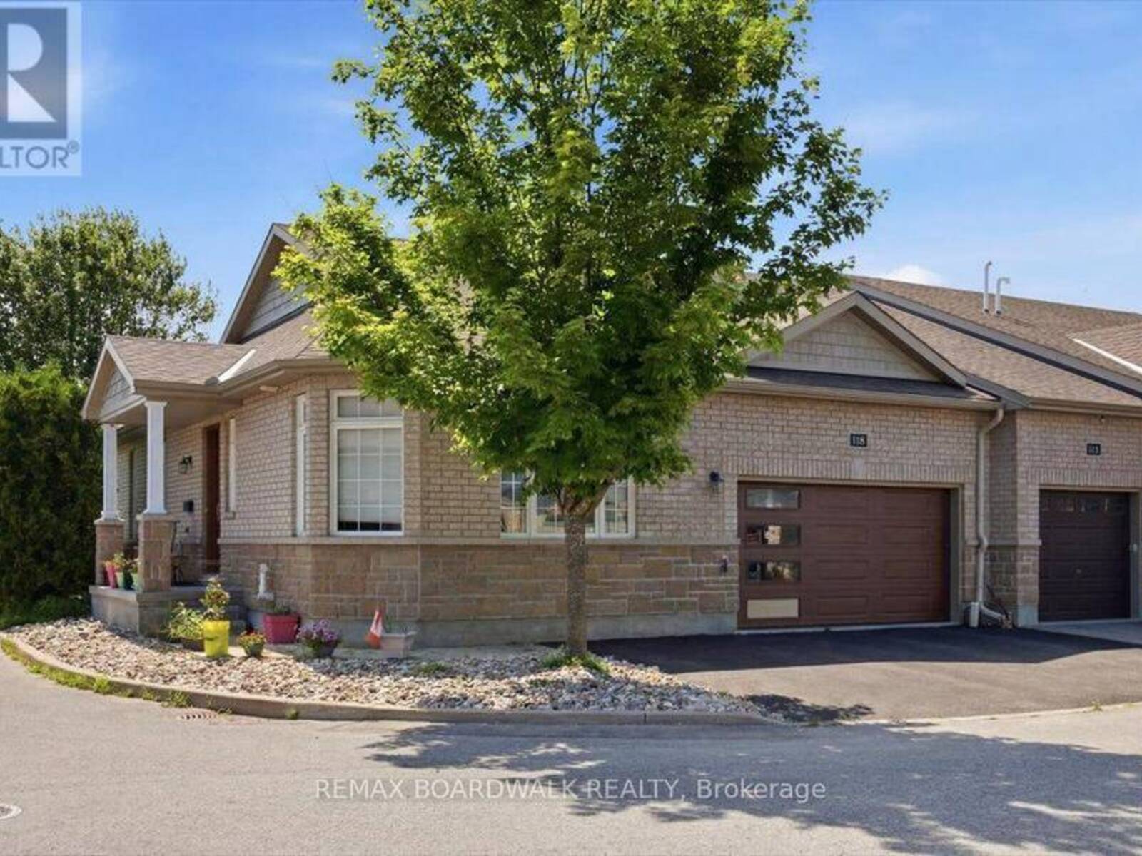 116 PASSAGEWAY PRIVATE, Ottawa, Ontario K2M 1H6