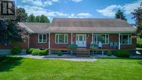 79 TROTTERS LANE | Westport Ontario | Slide Image One
