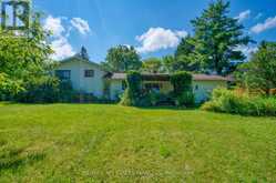 84 BEDFORD STREET | Westport Ontario | Slide Image Nineteen