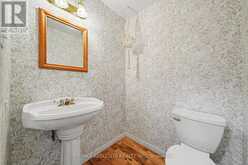 8306 BANK STREET | Ottawa Ontario | Slide Image Thirteen