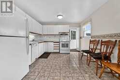 1613 QUEENSDALE AVENUE | Ottawa Ontario | Slide Image Twelve