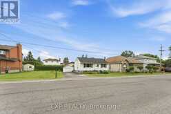 1613 QUEENSDALE AVENUE | Ottawa Ontario | Slide Image Three