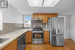 42 PICKWICK DRIVE | Ottawa Ontario | Slide Image Thirteen