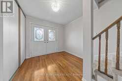 42 PICKWICK DRIVE | Ottawa Ontario | Slide Image Four