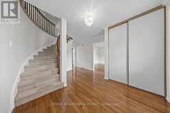 42 PICKWICK DRIVE | Ottawa Ontario | Slide Image Six