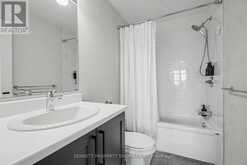 127 ATTWELL PRIVATE | Ottawa Ontario | Slide Image Thirteen