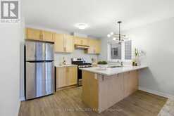 302 PARNIAN PRIVATE | Ottawa Ontario | Slide Image Eight