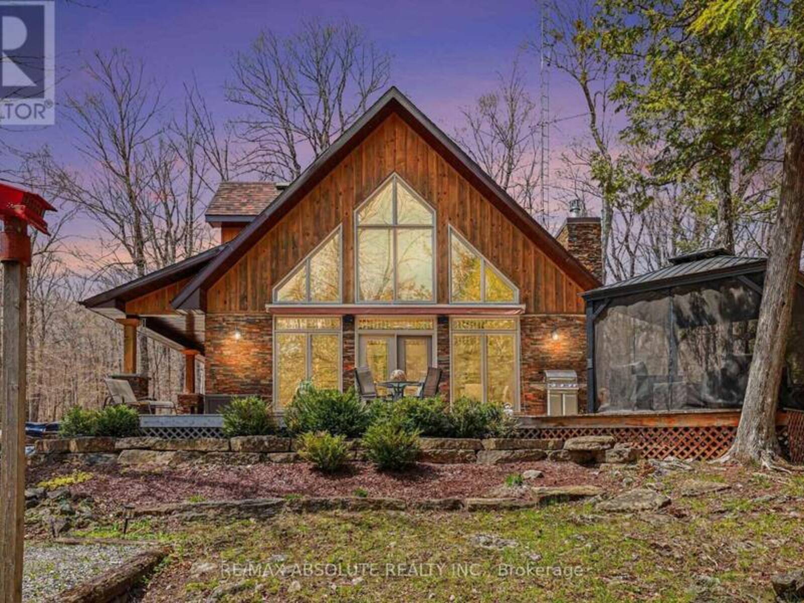 1091 CARSON TRAIL ROAD, North Frontenac, Ontario K0H 2R0