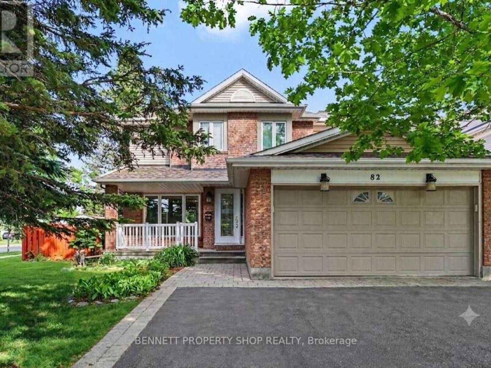 82 EMERALD MEADOWS DRIVE, Ottawa, Ontario K2M 2L6