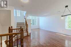 20 - 376 WIFFEN PRIVATE | Ottawa Ontario | Slide Image Eight