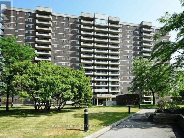 810 - 1705 PLAYFAIR DRIVE Ottawa Ontario, K1H 8P6 - 3 Bedrooms Condo For Sale