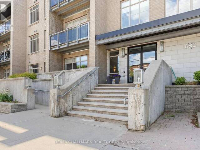311 - 682 CHURCHILL AVENUE N Ottawa Ontario, K1Z 5G5 - 2 Bedrooms Condo For Sale