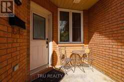 186 DAVENTRY CRESCENT | Ottawa Ontario | Slide Image Four
