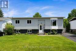34 FRINGEWOOD DRIVE | Ottawa Ontario | Slide Image Two