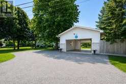 8391 ROWAN DR DRIVE | Ottawa Ontario | Slide Image Six