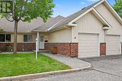 18 DAPHNE CRESCENT | Ottawa Ontario | Slide Image One