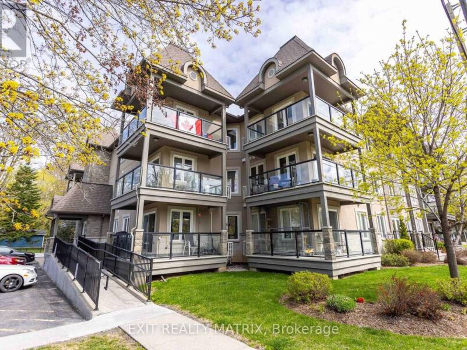 104 - 2 WARNER STREET, Russell, Ontario K4R 0B4