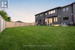 611 KNOTRIDGE STREET | Ottawa Ontario | Slide Image Two