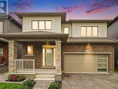 818 CROSSGATE STREET Ottawa Ontario, K2J 7E3
