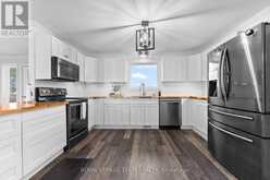 34 BIRD LAKE TRAIL | Cobden Ontario | Slide Image Sixteen