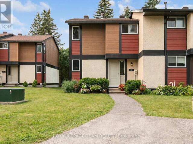 68 - 82 MCCLINTOCK WAY Ottawa Ontario, K2L 2A2 - 3 Bedrooms Condo For Sale