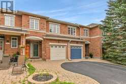144 TRAIL SIDE CIRCLE | Ottawa Ontario | Slide Image Two