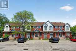 62 BRISTON PRIVATE | Ottawa Ontario | Slide Image Two