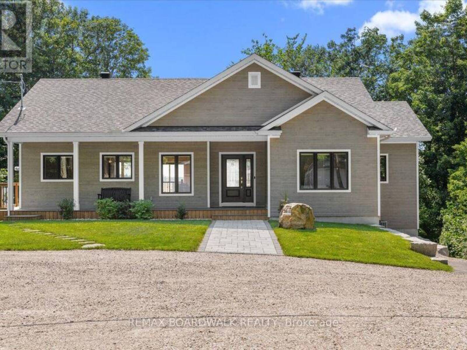 111 CHARLIE DRIVE, Carleton Place, Ontario K7C 4K8