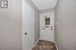 13 SHEARER CRESCENT | Ottawa Ontario | Slide Image Four