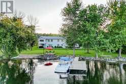 100 MCCULLOUGHS LANDING | Perth Ontario | Slide Image One