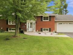 57 GOLF CLUB ROAD Smiths Falls Ontario, K7A 4S5