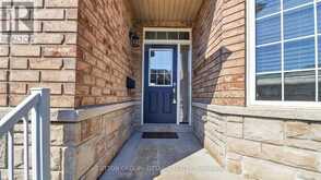 104 PASSAGEWAY PRIVATE | Ottawa Ontario | Slide Image Five